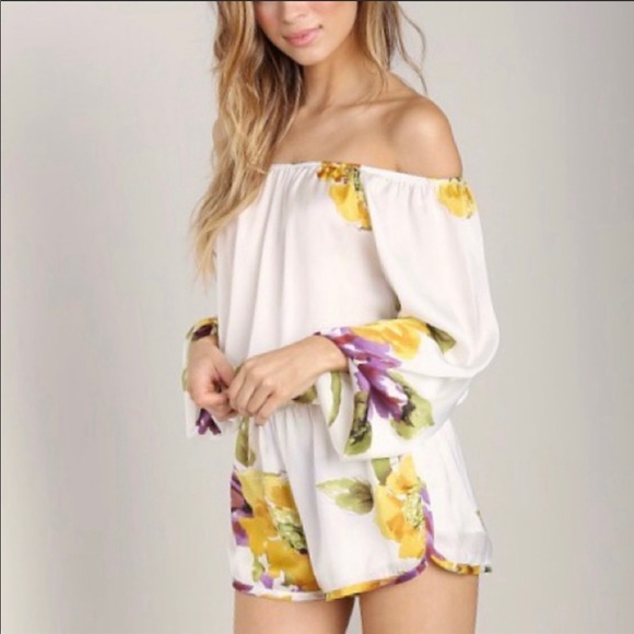Show me your mumu rane romper ~ floating flora - Picture 4 of 6